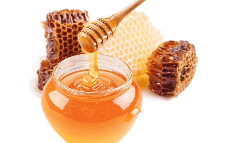 34 علامة تجارية لمنتجات عسل النحل في دبي Image